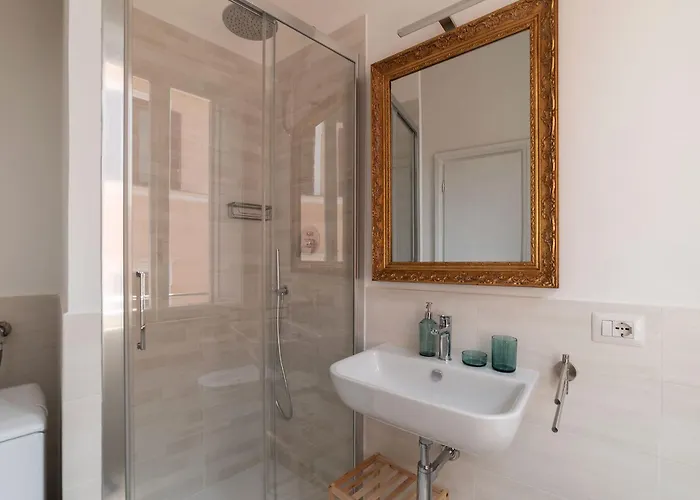 2 Bedroom Flat With Two Private Vatican Terrace Apartment