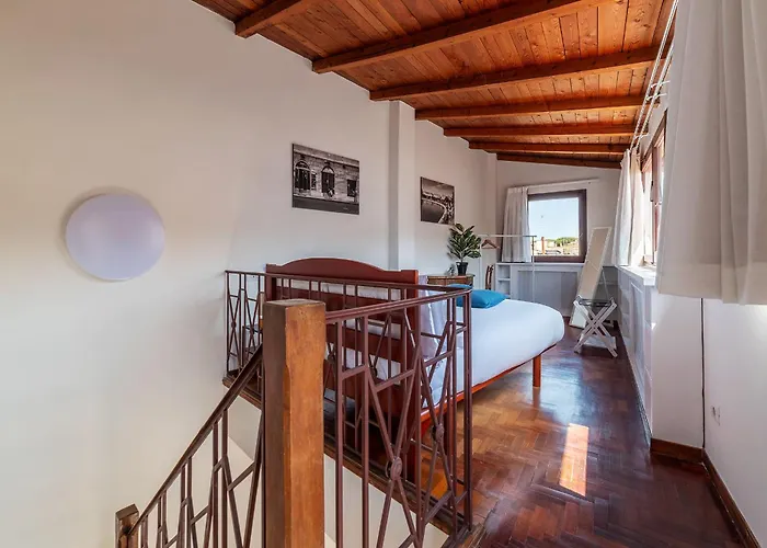 Apartment 2 Bedroom Flat With Two Private Vatican Terrace